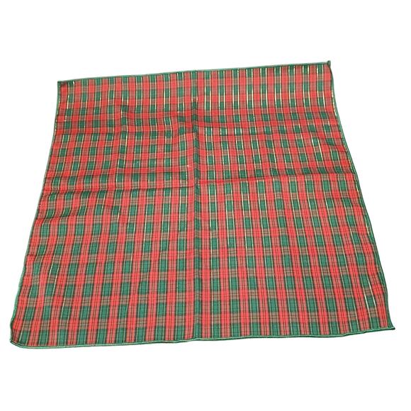 Set Of 4 Christmas Red Green Plaid Fabric Napkins Vtg Holiday Table Decor 16x16” - Picture 2 of 5